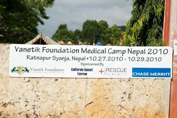 The banner says who paid: the Vanetik Foundation camp, Ratnapur, Syanja, October 27 to 29, 2010.